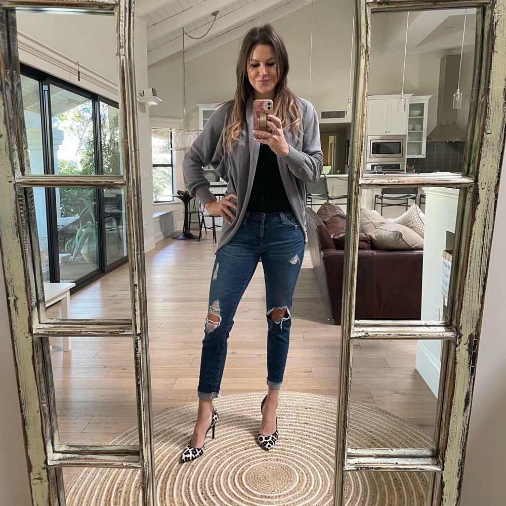 Grey cardigan